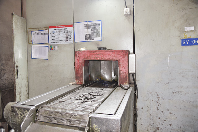 1625726598718752.jpg 4.磁粉探傷機(jī)_副本.jpg